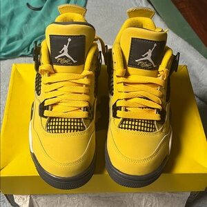 Jordan Kids Yellow and Black Sneakers